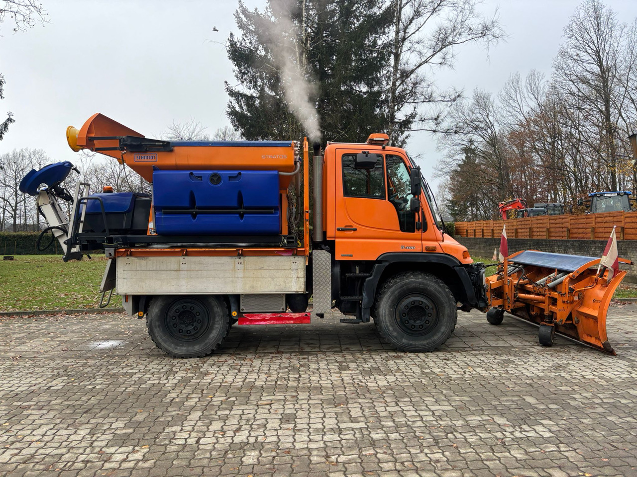 MERCEDES-BENZ Unimog U400 - Vrachtwagen: afbeelding 2 MERCEDES-BENZ Unimog U400 - Vrachtwagen: afbeelding 2