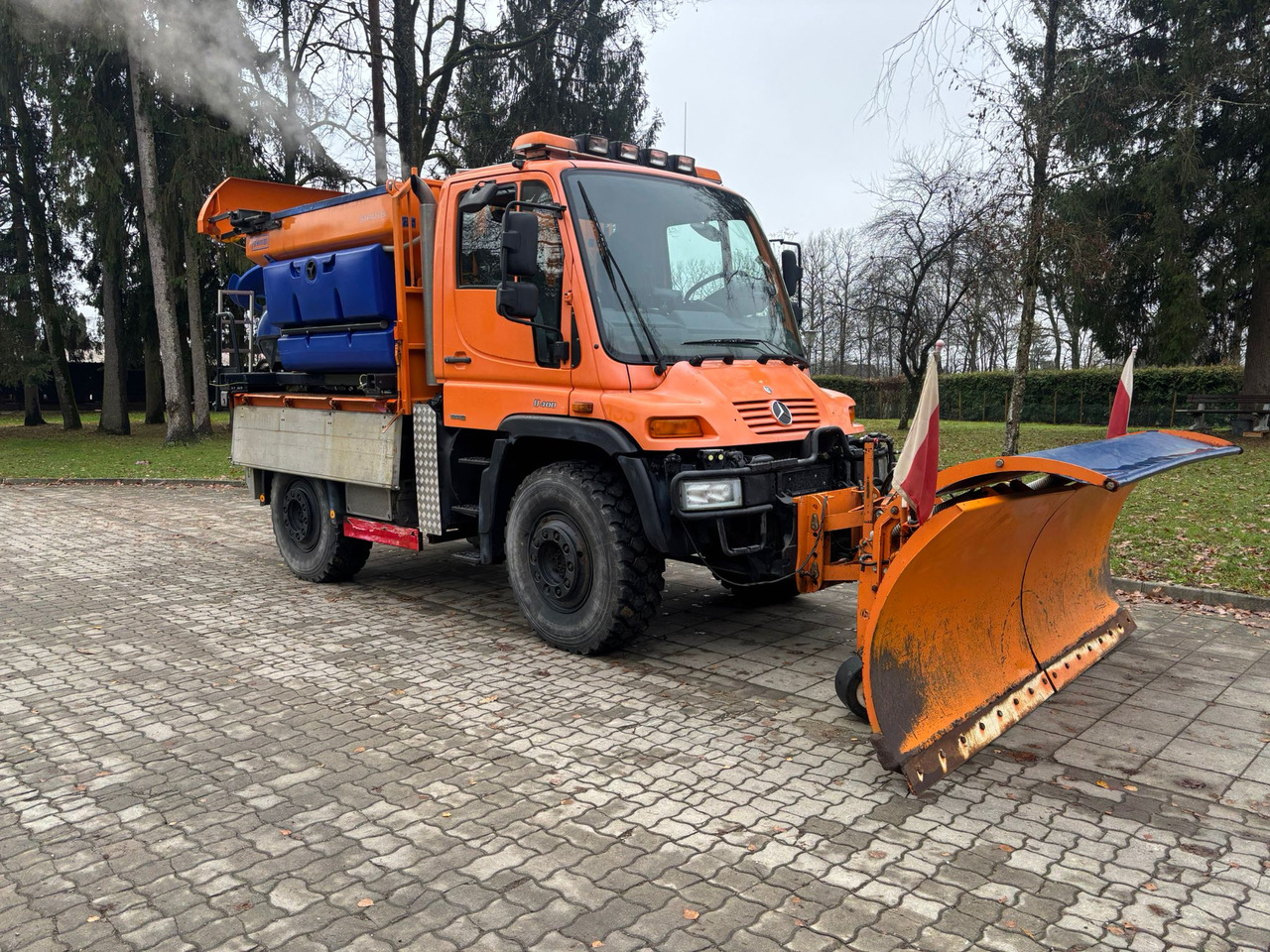MERCEDES-BENZ Unimog U400 - Vrachtwagen: afbeelding 4 MERCEDES-BENZ Unimog U400 - Vrachtwagen: afbeelding 4