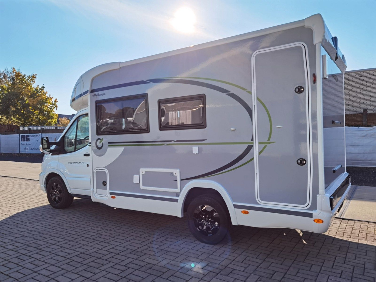 Chausson 650 TITANIUM / - 2026 - / 165PS - 8G. / HUBBETT - Half integraal camper: afbeelding 5 Chausson 650 TITANIUM / - 2026 - / 165PS - 8G. / HUBBETT - Half integraal camper: afbeelding 5