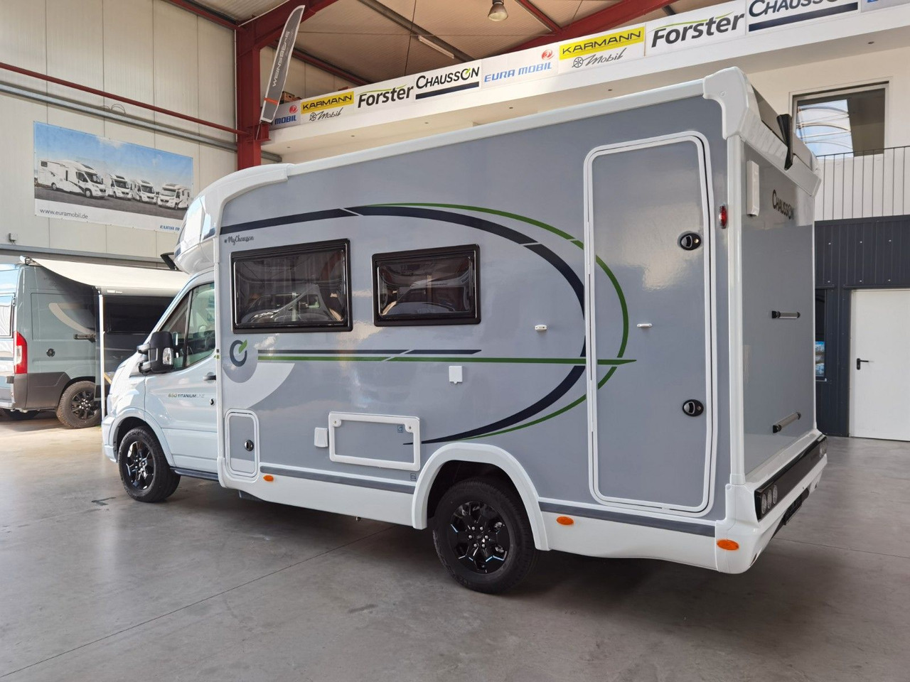 Chausson 650 TITANIUM / - 2026 - / NUR 6.39 M. / HUBBETT - Half integraal camper: afbeelding 5 Chausson 650 TITANIUM / - 2026 - / NUR 6.39 M. / HUBBETT - Half integraal camper: afbeelding 5