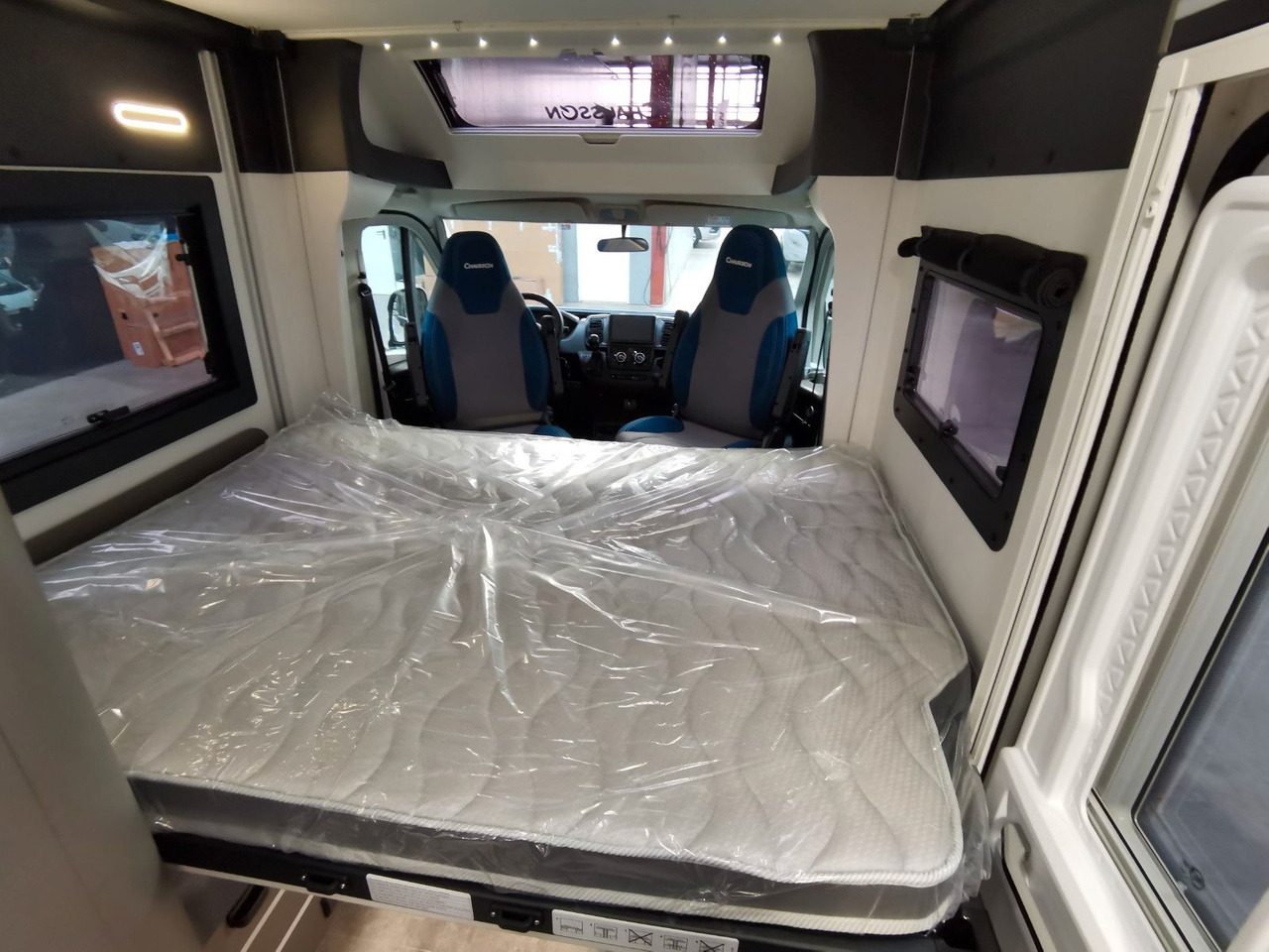Half integraal camper Chausson X 650 EXCLUSIVE LINE /XXL-HUBBETT/ E-BIKE TRÄGER: afbeelding 13