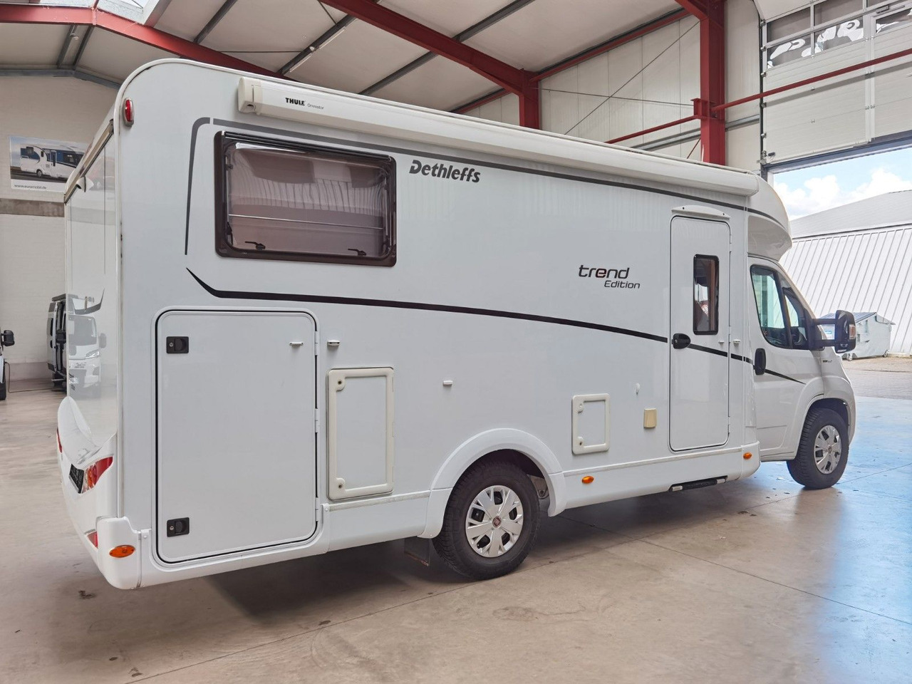 Dethleffs TREND EDITION T 6717 / 160PS/ 1.HD/ EINZELBETTEN - Half integraal camper: afbeelding 4 Dethleffs TREND EDITION T 6717 / 160PS/ 1.HD/ EINZELBETTEN - Half integraal camper: afbeelding 4