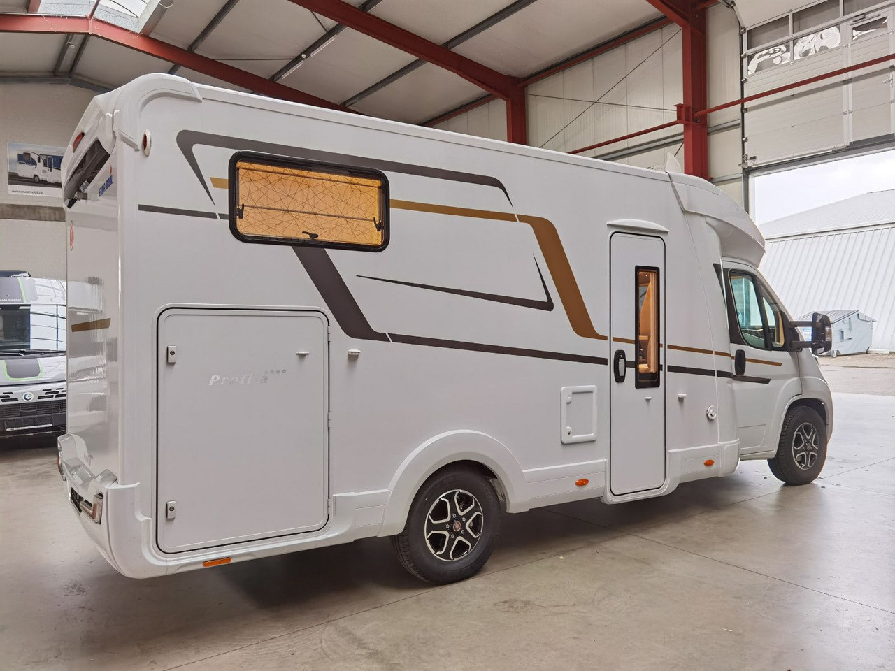 Eura Mobil PROFILA T 695 EB / 140PS/ MONDIAL / EINZELBETTEN - Half integraal camper: afbeelding 4 Eura Mobil PROFILA T 695 EB / 140PS/ MONDIAL / EINZELBETTEN - Half integraal camper: afbeelding 4