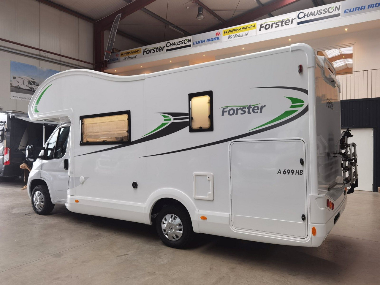 Forster A 699 HB /140PS / VB - ZUBEHÖR-PAKET/ 6x SITZP. - Alkoof camper: afbeelding 5 Forster A 699 HB /140PS / VB - ZUBEHÖR-PAKET/ 6x SITZP. - Alkoof camper: afbeelding 5
