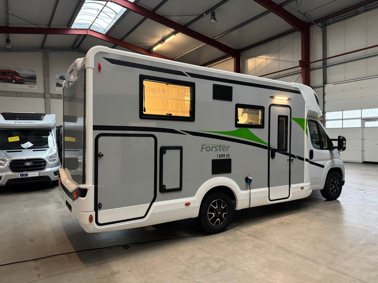 Forster T 699 EB / -2026-/ 140PS/ EINZELBETTEN & HUBBETT - Half integraal camper: afbeelding 4 Forster T 699 EB / -2026-/ 140PS/ EINZELBETTEN & HUBBETT - Half integraal camper: afbeelding 4