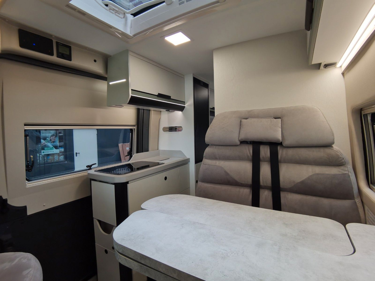 Leasing  Karmann DAVIS 630 LIFESTYLE/ - 2026 - / XXL-HUBBETT -GAR Karmann DAVIS 630 LIFESTYLE/ - 2026 - / XXL-HUBBETT -GAR: afbeelding 14