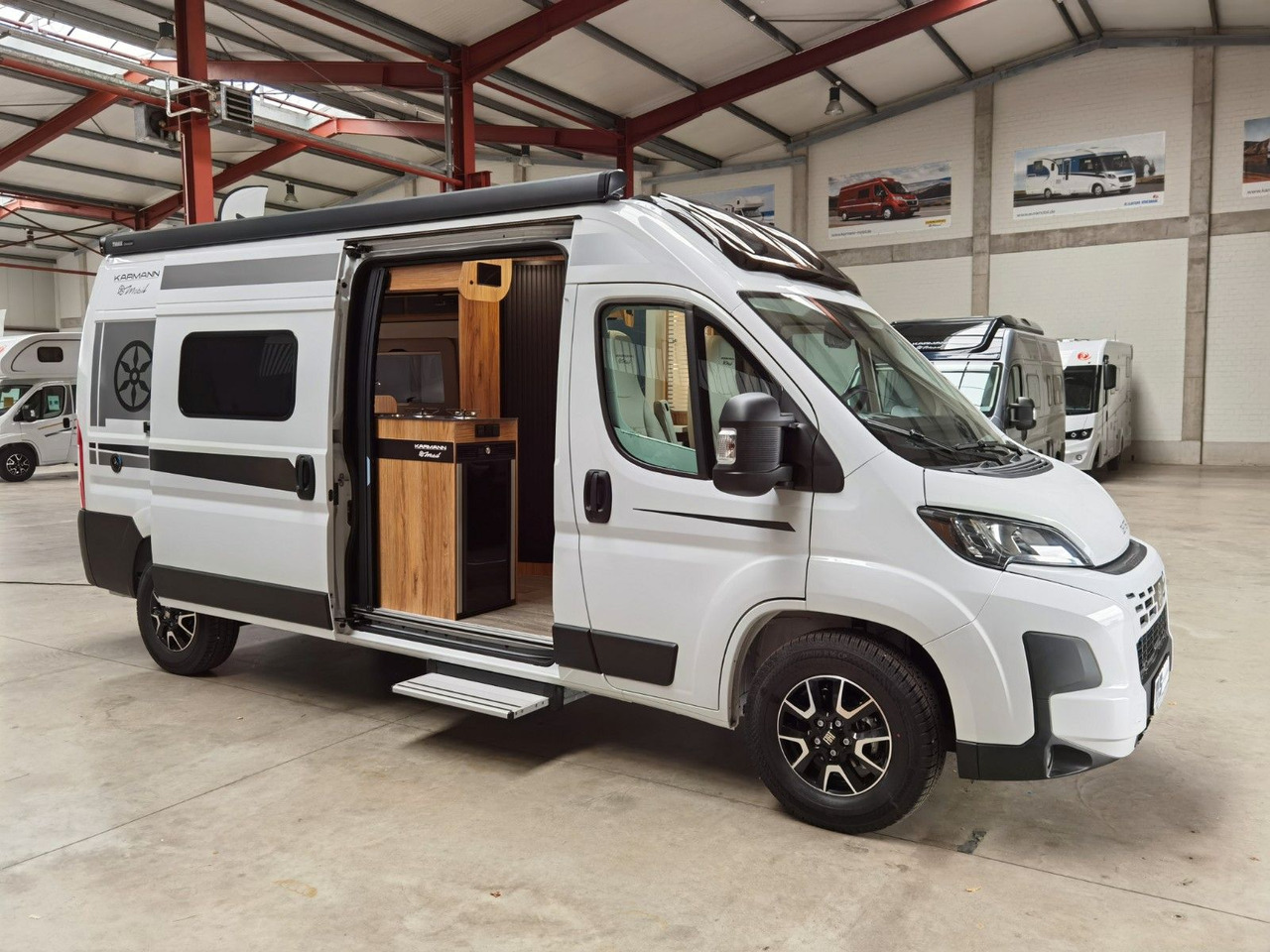 Buscamper Karmann DEXTER 580 /-MODELL 2026-/ PANORAMA DACHFENSTER: afbeelding 9 Buscamper Karmann DEXTER 580 /-MODELL 2026-/ PANORAMA DACHFENSTER: afbeelding 9