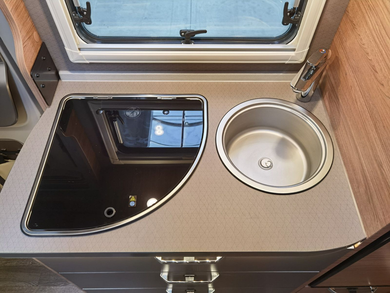 Half integraal camper Weinsberg CARACOMPACT 640 MEG EDITION-PEPPER / 170PS - 9G.: afbeelding 14