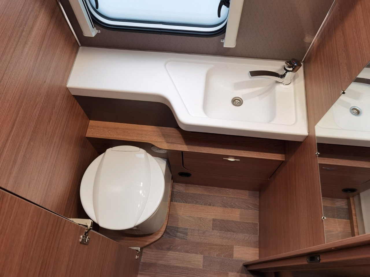 Leasing  Weinsberg CARASUITE 650 MG / 140PS / HECKBETT & HUBBETT Weinsberg CARASUITE 650 MG / 140PS / HECKBETT & HUBBETT: afbeelding 28