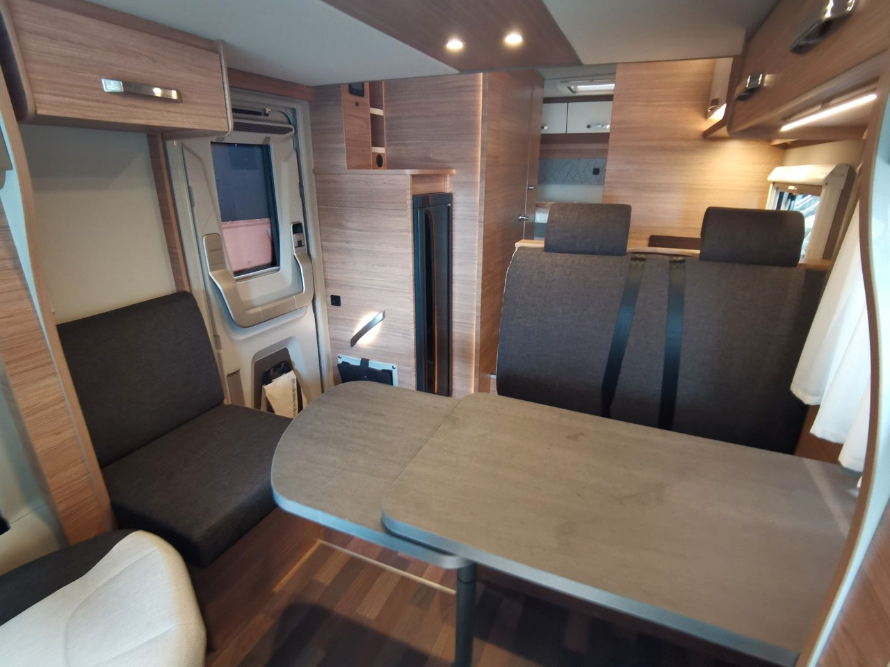 Leasing  Weinsberg CARASUITE 650 MG / 140PS / HECKBETT & HUBBETT Weinsberg CARASUITE 650 MG / 140PS / HECKBETT & HUBBETT: afbeelding 17