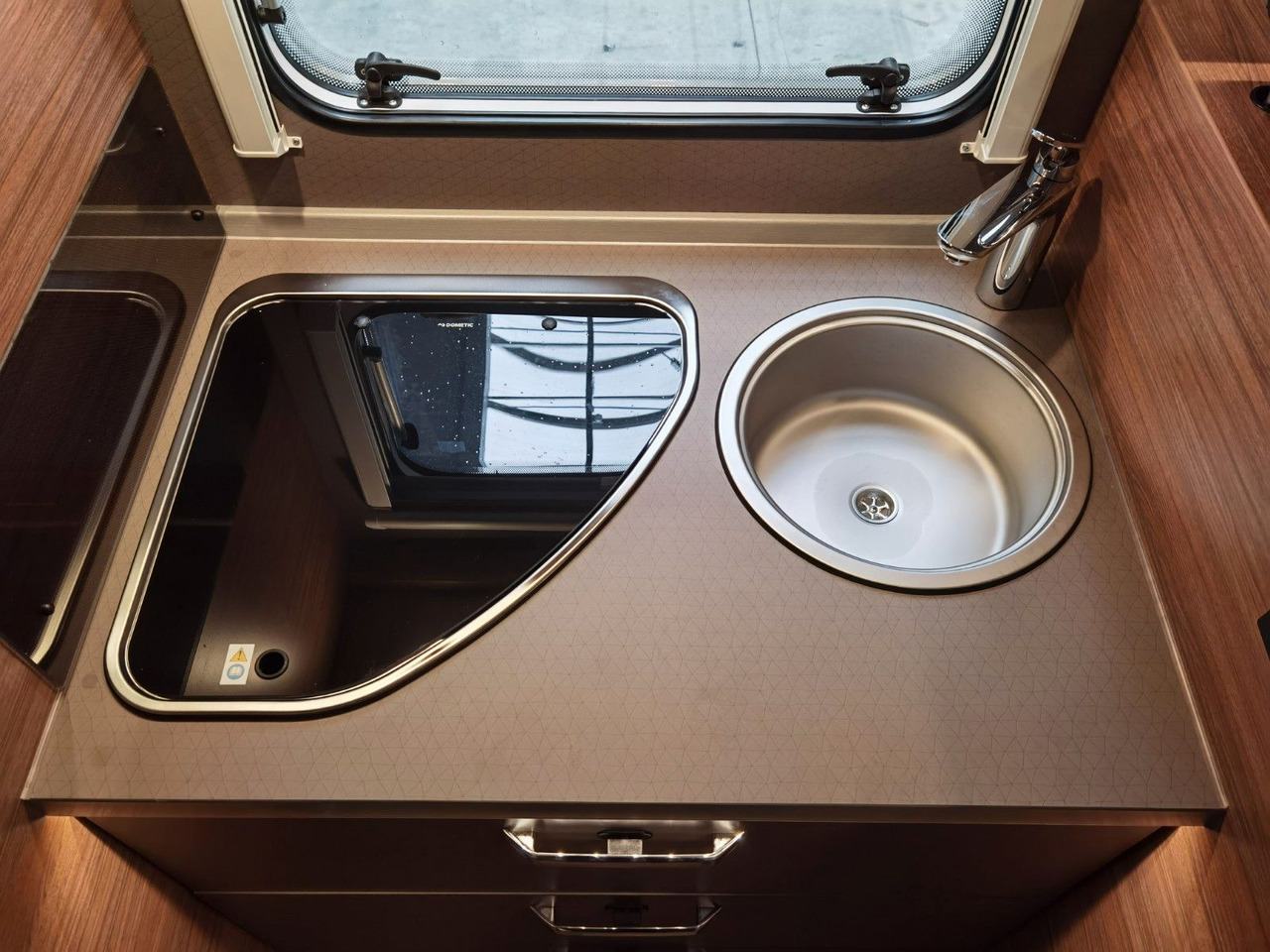 Leasing  Weinsberg CARASUITE 650 MG / 140PS / HECKBETT & HUBBETT Weinsberg CARASUITE 650 MG / 140PS / HECKBETT & HUBBETT: afbeelding 23