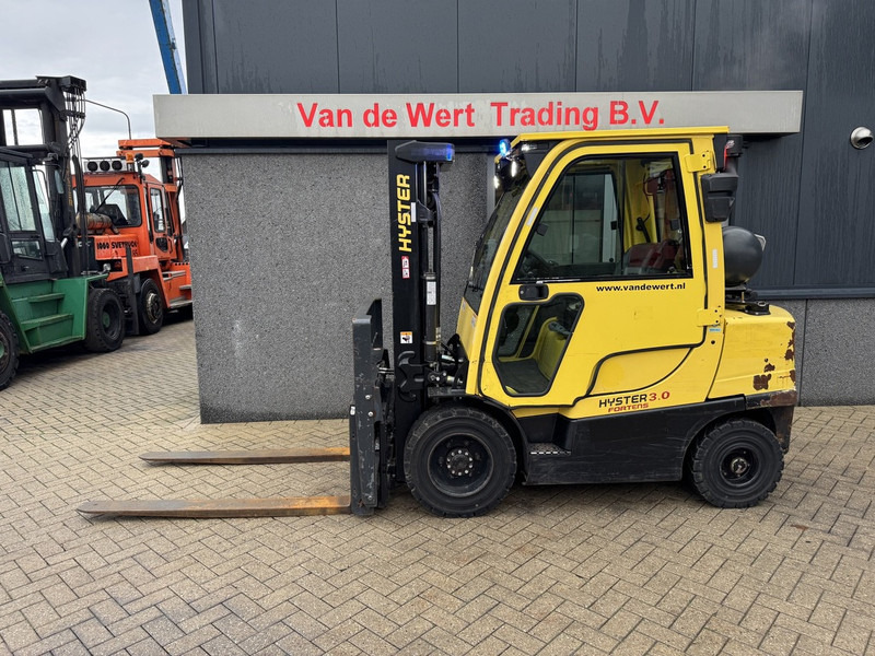 Hyster H3.0FT Duplo 300 Sideshift / Vorkversteller LPG 2018 - LPG heftruck: afbeelding 1 Hyster H3.0FT Duplo 300 Sideshift / Vorkversteller LPG 2018 - LPG heftruck: afbeelding 1
