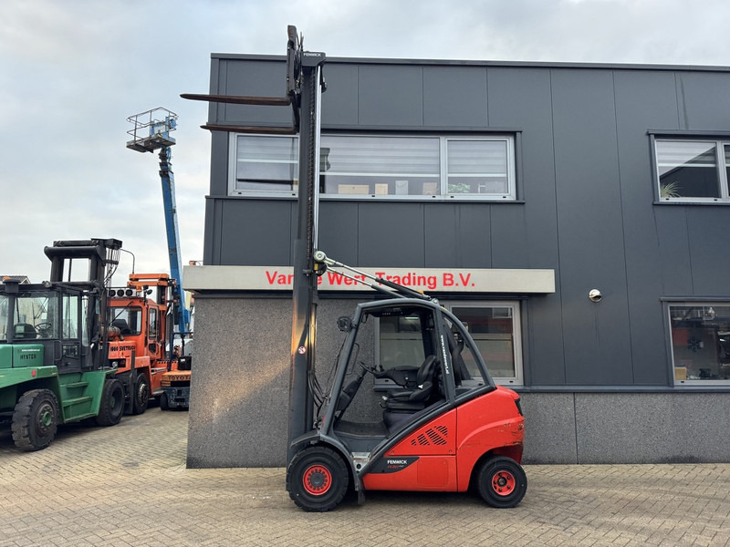 Linde H30D-02 Duplo 450 Sideshift / Vorkversteller VW Diesel 2013 - Diesel heftruck: afbeelding 5 Linde H30D-02 Duplo 450 Sideshift / Vorkversteller VW Diesel 2013 - Diesel heftruck: afbeelding 5