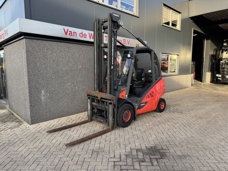 Linde H30D-02 Duplo 450 Sideshift / Vorkversteller VW Diesel 2014 - Diesel heftruck: afbeelding 3 Linde H30D-02 Duplo 450 Sideshift / Vorkversteller VW Diesel 2014 - Diesel heftruck: afbeelding 3