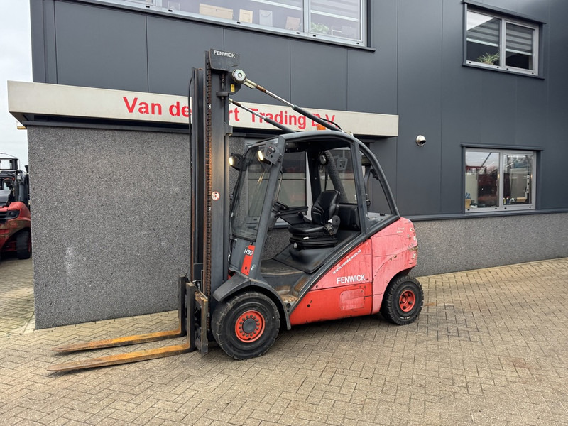 Linde H30D Duplo 440 Sideshift VW Diesel 2007 - Diesel heftruck: afbeelding 2 Linde H30D Duplo 440 Sideshift VW Diesel 2007 - Diesel heftruck: afbeelding 2