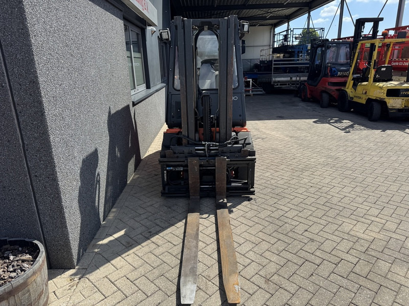Linde H30T- 03 - LPG heftruck: afbeelding 4 Linde H30T- 03 - LPG heftruck: afbeelding 4