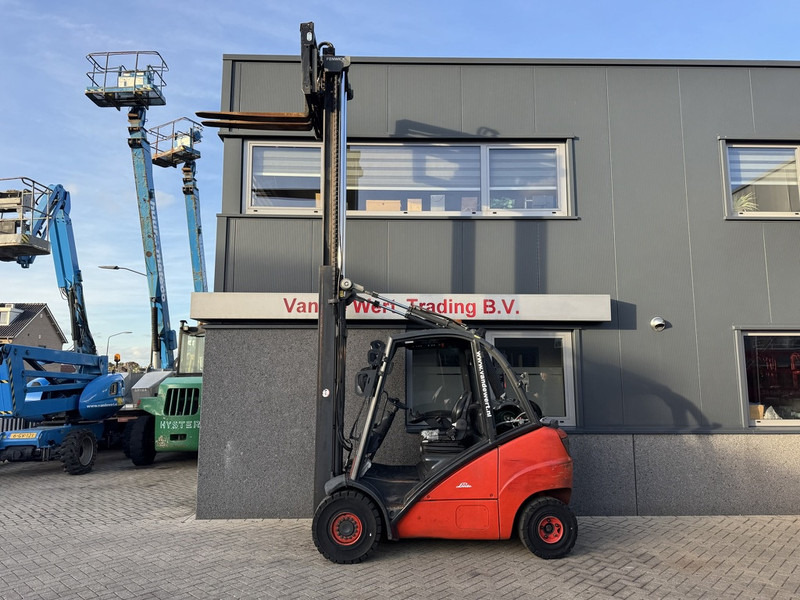 Linde H30T Duplo 450 Sideshift / Vorkversteller LPG 2003 - LPG heftruck: afbeelding 5 Linde H30T Duplo 450 Sideshift / Vorkversteller LPG 2003 - LPG heftruck: afbeelding 5