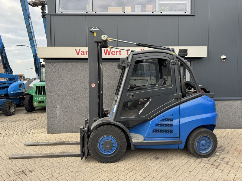 Linde H45T Duplo 400 Freelift / Sideshift / 4e Functie LPG 2005 - LPG heftruck: afbeelding 1 Linde H45T Duplo 400 Freelift / Sideshift / 4e Functie LPG 2005 - LPG heftruck: afbeelding 1