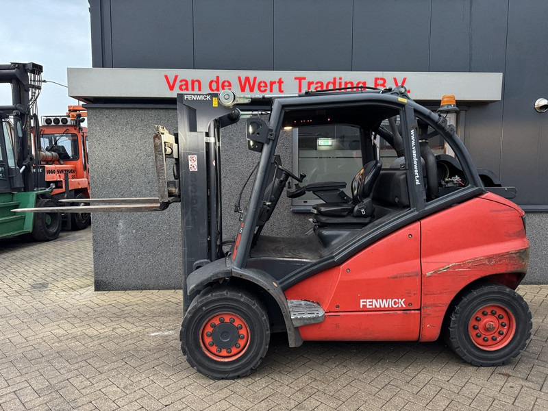 Linde H50T Duplo 270 Freelift / Sideshift / 4e Functie LPG 2007 6 Cilinder Container Truck - LPG heftruck: afbeelding 5 Linde H50T Duplo 270 Freelift / Sideshift / 4e Functie LPG 2007 6 Cilinder Container Truck - LPG heftruck: afbeelding 5