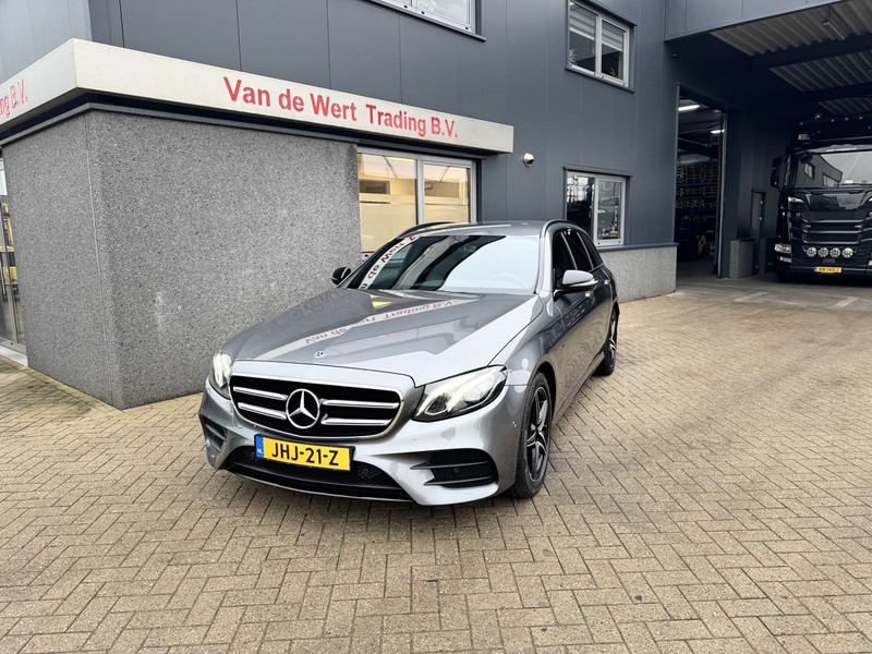 Mercedes-Benz E-Klasse Estate 300 de AMG Line 2020 Led / ACC / Leder - Personenwagen: afbeelding 2 Mercedes-Benz E-Klasse Estate 300 de AMG Line 2020 Led / ACC / Leder - Personenwagen: afbeelding 2