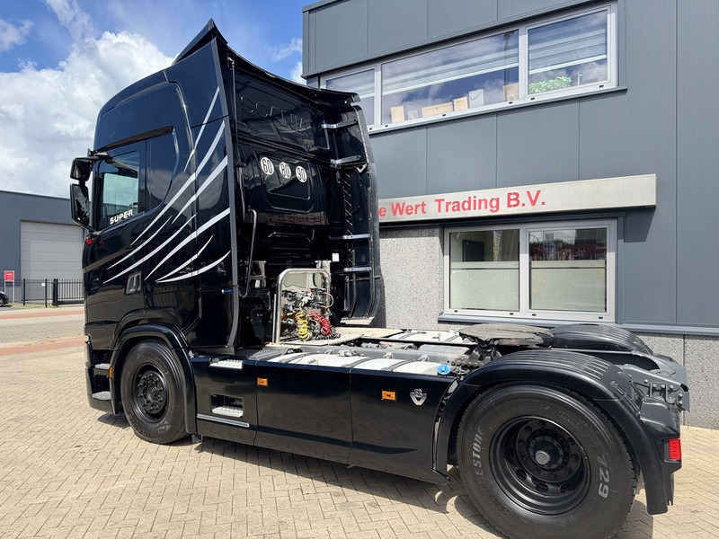 Scania S520 V8 4x2 Full Air - Automaat - Retarder - Euro 6 - I Park Cool - 2018 - TUV 02-2026 - Trekker: afbeelding 5 Scania S520 V8 4x2 Full Air - Automaat - Retarder - Euro 6 - I Park Cool - 2018 - TUV 02-2026 - Trekker: afbeelding 5