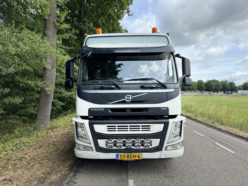 Volvo FM 420 6X2 Machine Transporter / Oprij Vrachtwagen 2013 / EURO 6 / 550DKM / APK 7-26 / Steering Wheel - Autovrachtwagen vrachtwagen: afbeelding 3 Volvo FM 420 6X2 Machine Transporter / Oprij Vrachtwagen 2013 / EURO 6 / 550DKM / APK 7-26 / Steering Wheel - Autovrachtwagen vrachtwagen: afbeelding 3