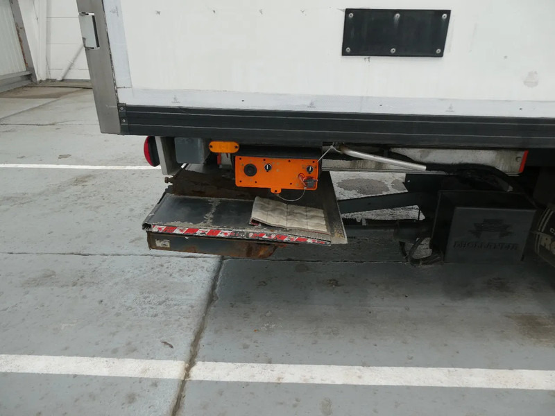 DAF LF 55.220 CARRIER / MULTITEMPERATUUR / 196433 km - Koelwagen vrachtwagen: afbeelding 4 DAF LF 55.220 CARRIER / MULTITEMPERATUUR / 196433 km - Koelwagen vrachtwagen: afbeelding 4