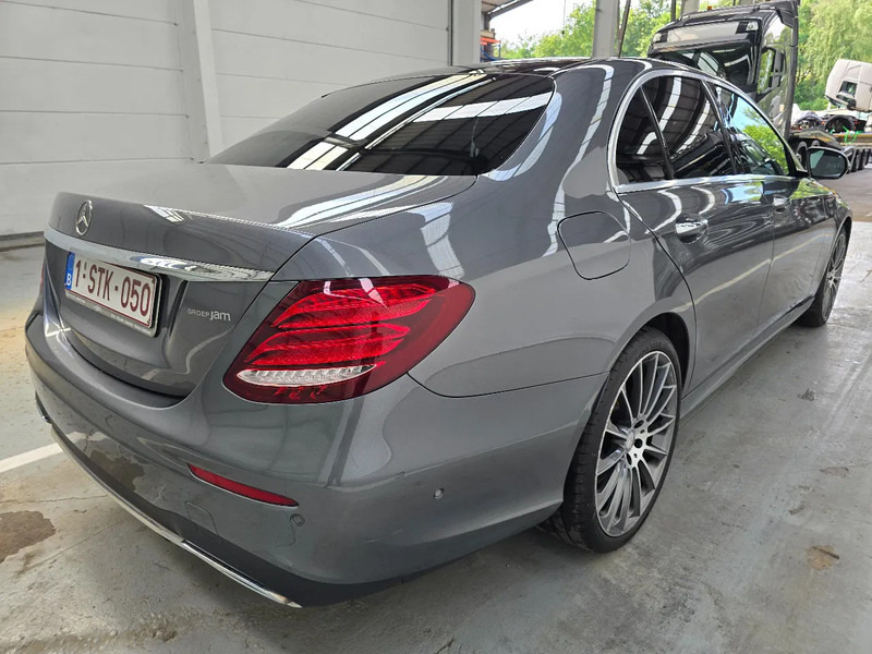 Mercedes-Benz E-Klasse 350 / AMG Line / 9G / PANO / Designo / FULL OPTION / MOTORPROBLEM-PROBLEME DE MOTEUR -MOTORPROBLEM - Sedan: afbeelding 5 Mercedes-Benz E-Klasse 350 / AMG Line / 9G / PANO / Designo / FULL OPTION / MOTORPROBLEM-PROBLEME DE MOTEUR -MOTORPROBLEM - Sedan: afbeelding 5