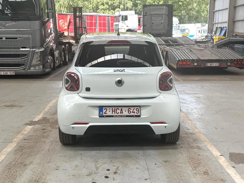 Smart Forfour ONE EQ / 100% ELECTRIC / BRABUS ALLOY WHEELS /EDITION ONE - Personenwagen: afbeelding 4 Smart Forfour ONE EQ / 100% ELECTRIC / BRABUS ALLOY WHEELS /EDITION ONE - Personenwagen: afbeelding 4