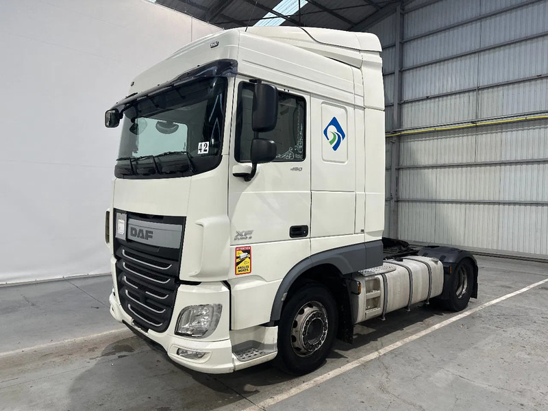 DAF XF 106.460 Spacecab - Trekker: afbeelding 1 DAF XF 106.460 Spacecab - Trekker: afbeelding 1