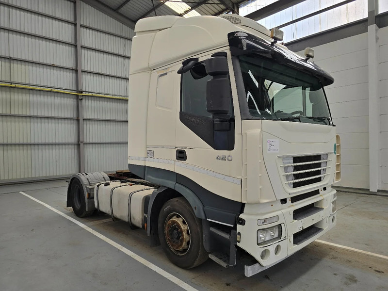 Iveco Stralis 420 RETARDER / EURO 5 STANDAIRCO - Trekker: afbeelding 3 Iveco Stralis 420 RETARDER / EURO 5 STANDAIRCO - Trekker: afbeelding 3