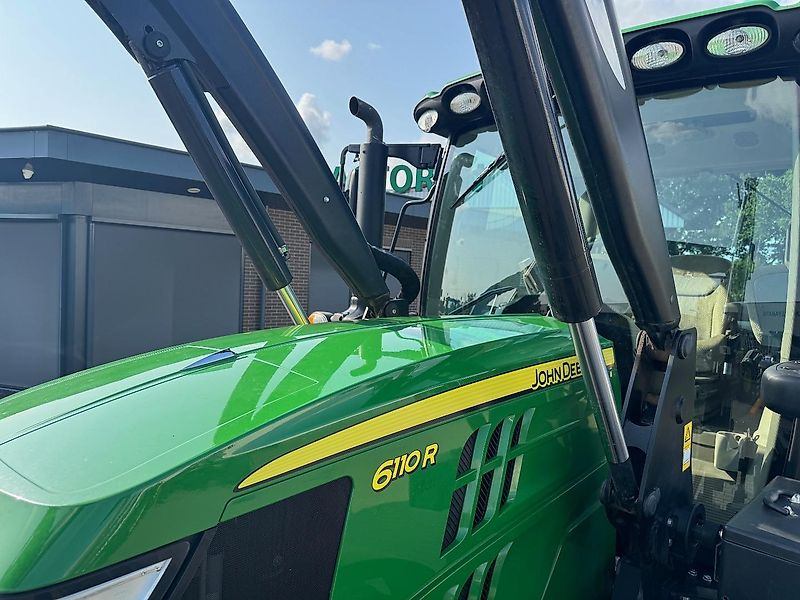 John Deere 6110R AP40 + COMMAND-PRO + VOORLADER 2020 2145 UUR!!! - Tractor: afbeelding 5 John Deere 6110R AP40 + COMMAND-PRO + VOORLADER 2020 2145 UUR!!! - Tractor: afbeelding 5