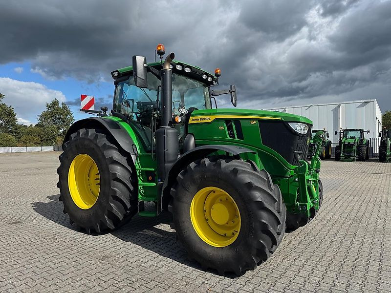John Deere 6R195 AP 50KM COMMAND-PRO G5-PLUS 2024 690 UUR!!! - Tractor: afbeelding 2 John Deere 6R195 AP 50KM COMMAND-PRO G5-PLUS 2024 690 UUR!!! - Tractor: afbeelding 2
