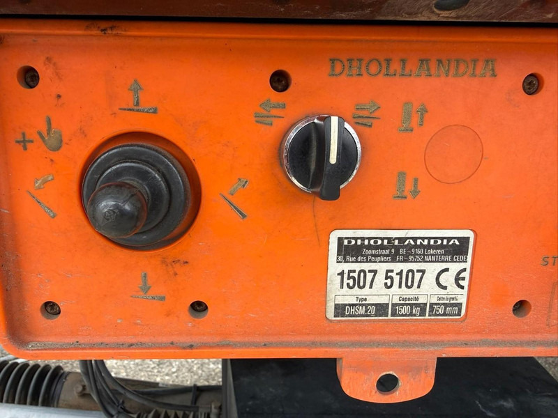 Koelwagen vrachtwagen Renault D210.14 Frigobox Multitemp + Taillift CARRIER SUPRA 850: afbeelding 11 Koelwagen vrachtwagen Renault D210.14 Frigobox Multitemp + Taillift CARRIER SUPRA 850: afbeelding 11