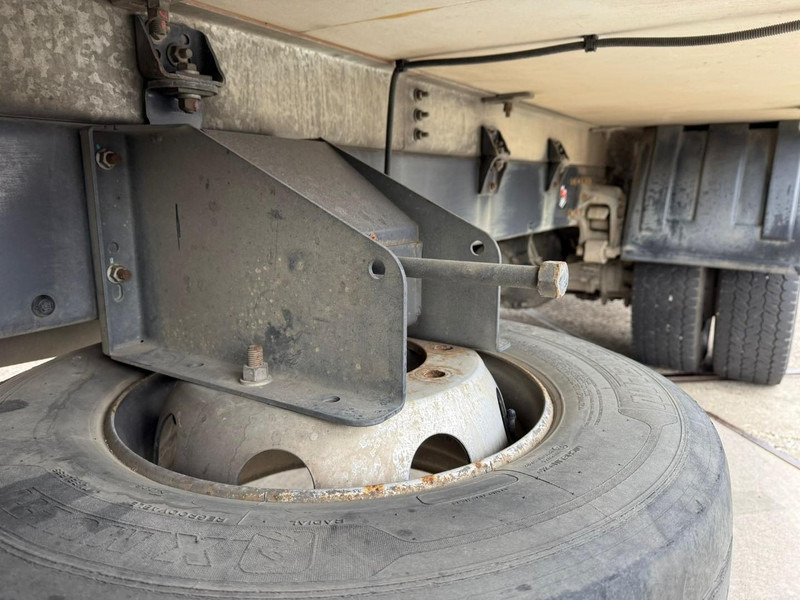 Koelwagen vrachtwagen Renault D210.14 Frigobox Multitemp + Taillift CARRIER SUPRA 850: afbeelding 18 Koelwagen vrachtwagen Renault D210.14 Frigobox Multitemp + Taillift CARRIER SUPRA 850: afbeelding 18