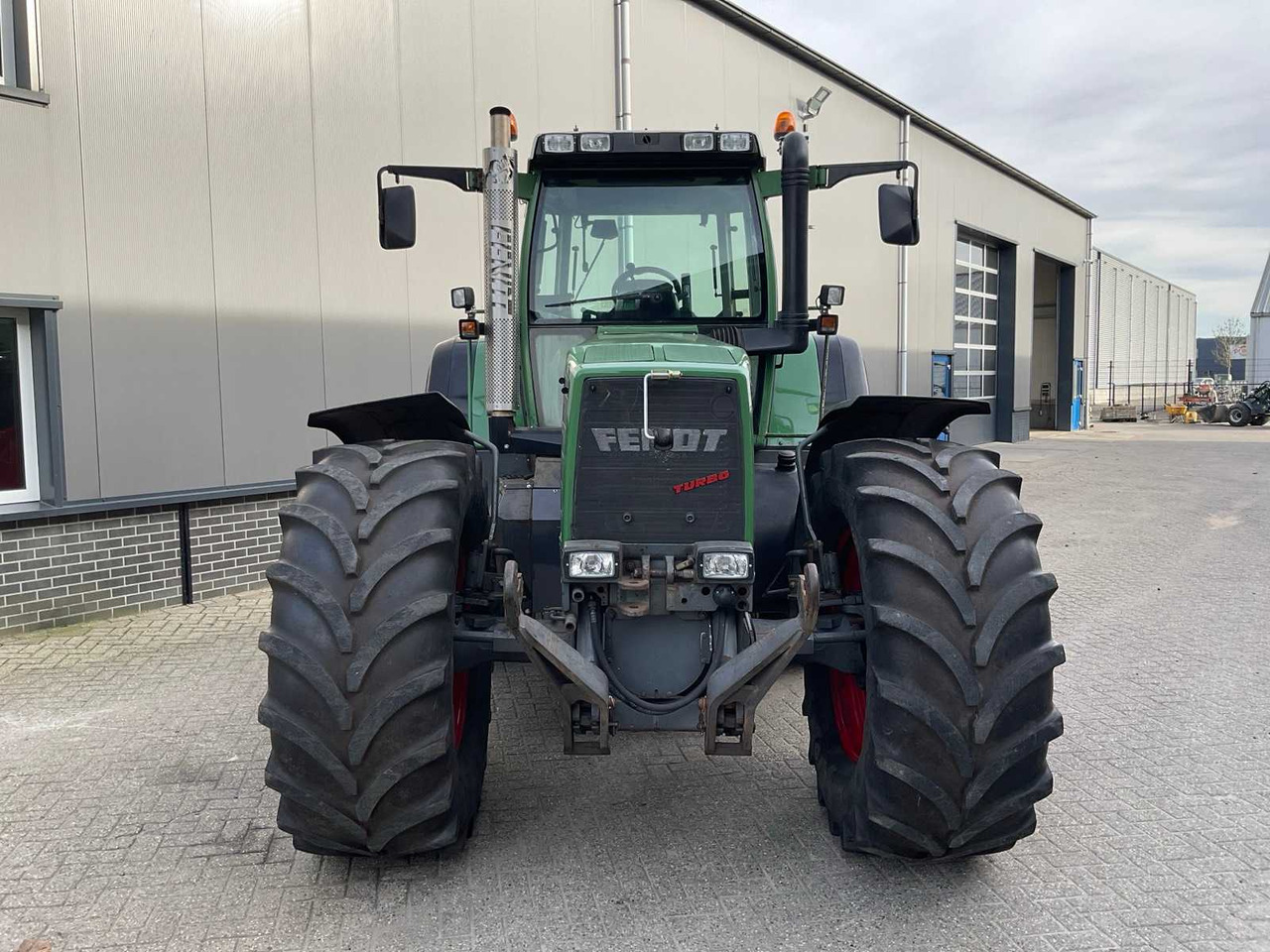 2000 FENDT FAVORIT 816 ALL-WHEEL DRIVE AGRICULTURAL TRACTOR - Tractor: afbeelding 3 2000 FENDT FAVORIT 816 ALL-WHEEL DRIVE AGRICULTURAL TRACTOR - Tractor: afbeelding 3