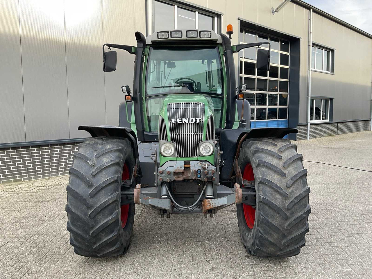 2000 FENDT VARIO 712 ALL-WHEEL DRIVE FARM TRACTOR - Tractor: afbeelding 3 2000 FENDT VARIO 712 ALL-WHEEL DRIVE FARM TRACTOR - Tractor: afbeelding 3
