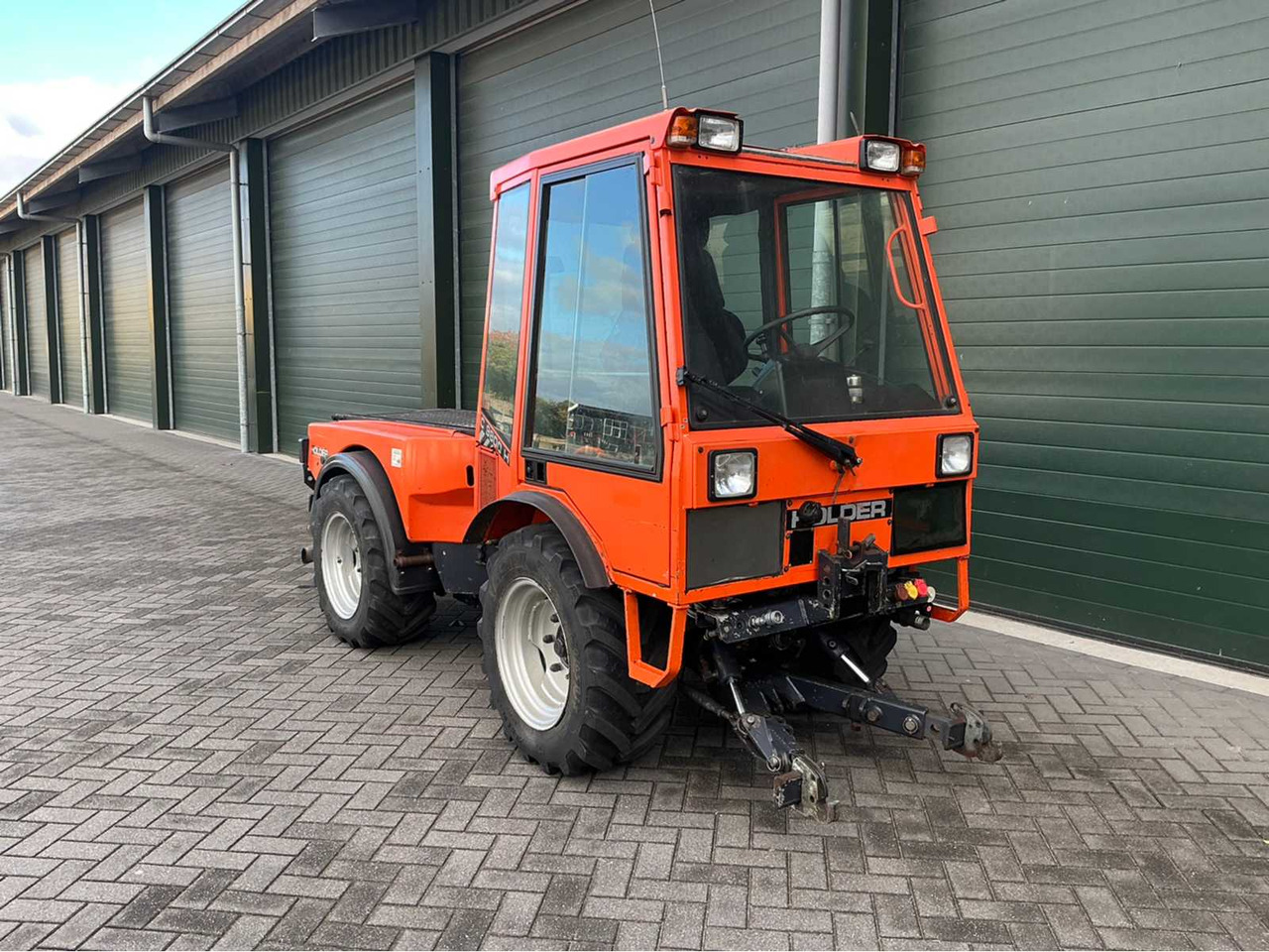 2001 HOLDER C9800H TOOL CARRIER - Tractor: afbeelding 4 2001 HOLDER C9800H TOOL CARRIER - Tractor: afbeelding 4