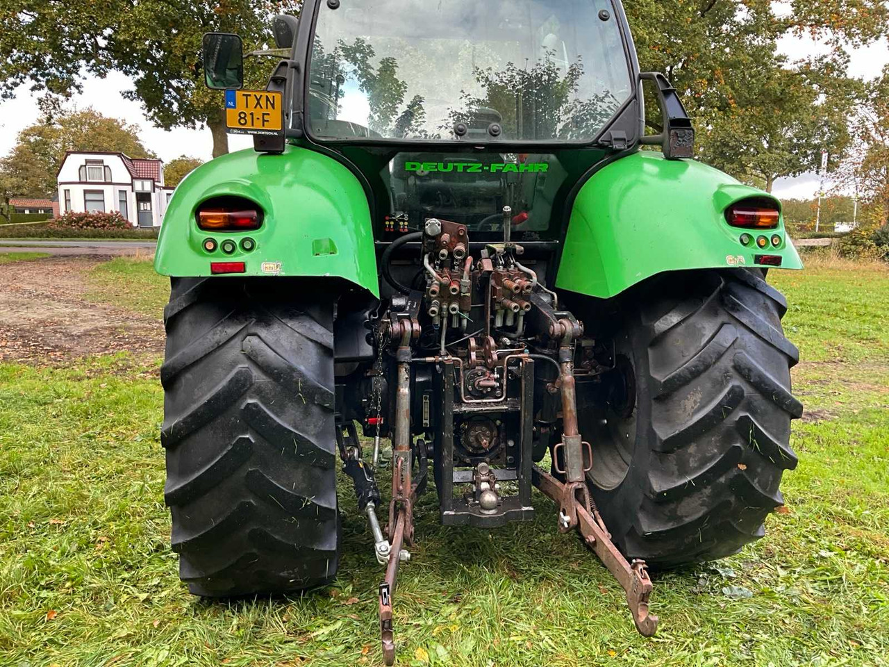 Tractor 2002 DEUTZ-FAHR AGROTRON 135 MK ALL-WHEEL DRIVE FARM TRACTOR: afbeelding 15 Tractor 2002 DEUTZ-FAHR AGROTRON 135 MK ALL-WHEEL DRIVE FARM TRACTOR: afbeelding 15