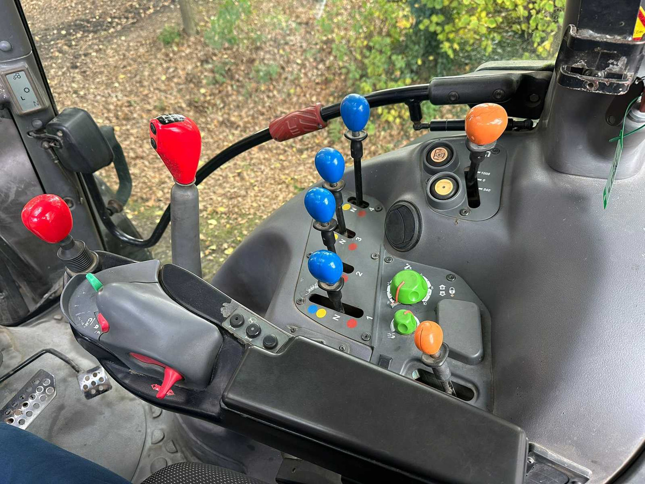 Tractor 2003 DEUTZ-FAHR AGROTRON 115 MK3 ALL-WHEEL DRIVE FARM TRACTOR: afbeelding 8 Tractor 2003 DEUTZ-FAHR AGROTRON 115 MK3 ALL-WHEEL DRIVE FARM TRACTOR: afbeelding 8