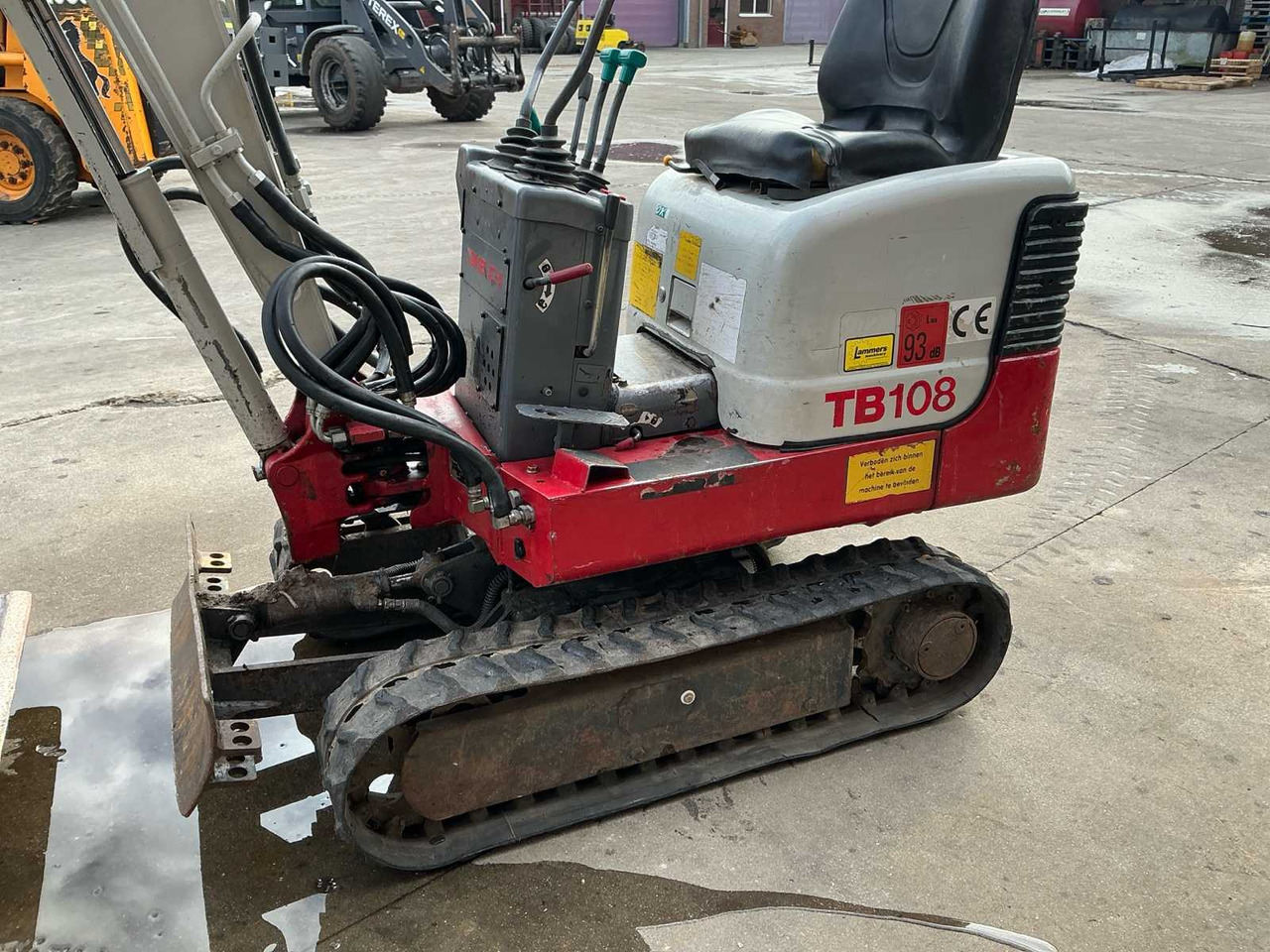 2005 TAKEUCHI TB108 MINI EXCAVATOR - Minigraafmachine: afbeelding 4 2005 TAKEUCHI TB108 MINI EXCAVATOR - Minigraafmachine: afbeelding 4