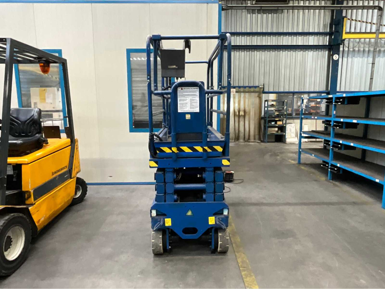 2009 UPRIGHT MX 19 SCISSOR LIFT - Hoogwerker: afbeelding 3 2009 UPRIGHT MX 19 SCISSOR LIFT - Hoogwerker: afbeelding 3