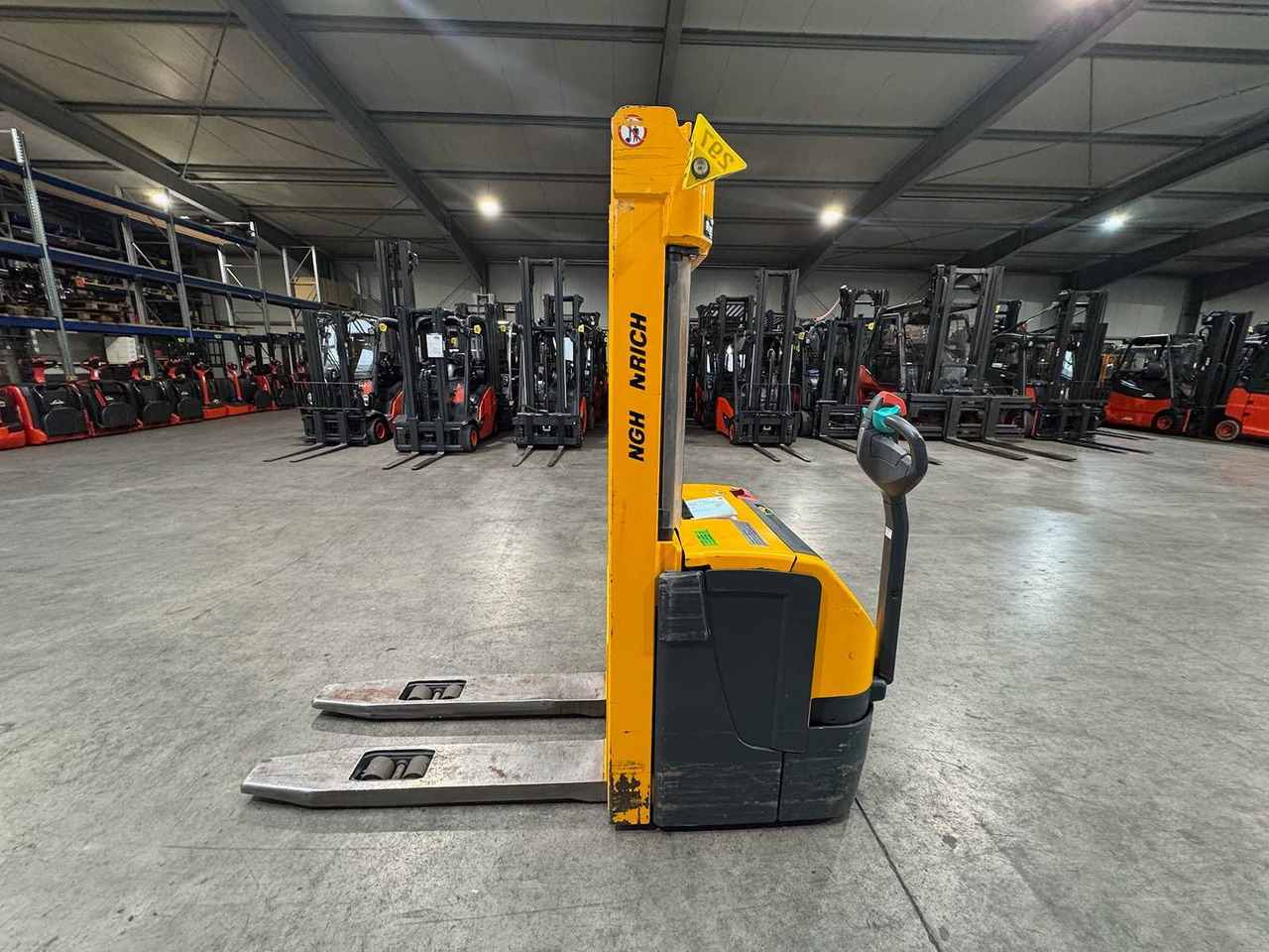 2011 SERVICE 09/2026 JUNGHEINRICH EJC220 2,000KG STACKER PALLET TRUCK ANT FREE LIFT - Heftruck: afbeelding 1 2011 SERVICE 09/2026 JUNGHEINRICH EJC220 2,000KG STACKER PALLET TRUCK ANT FREE LIFT - Heftruck: afbeelding 1
