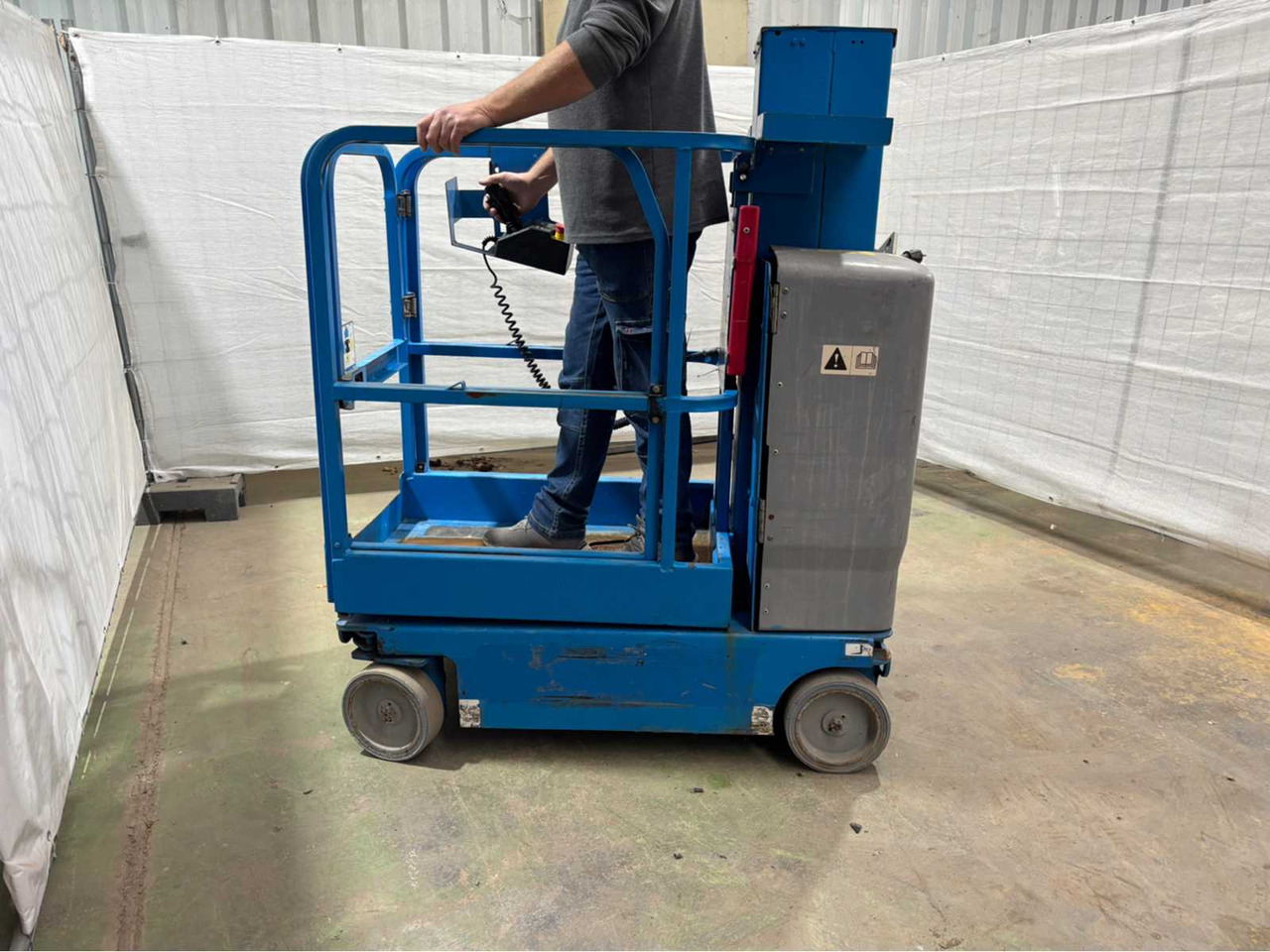 2013 GENIE GRC-12 AERIAL PLATFORM -173H - Hoogwerker: afbeelding 3 2013 GENIE GRC-12 AERIAL PLATFORM -173H - Hoogwerker: afbeelding 3