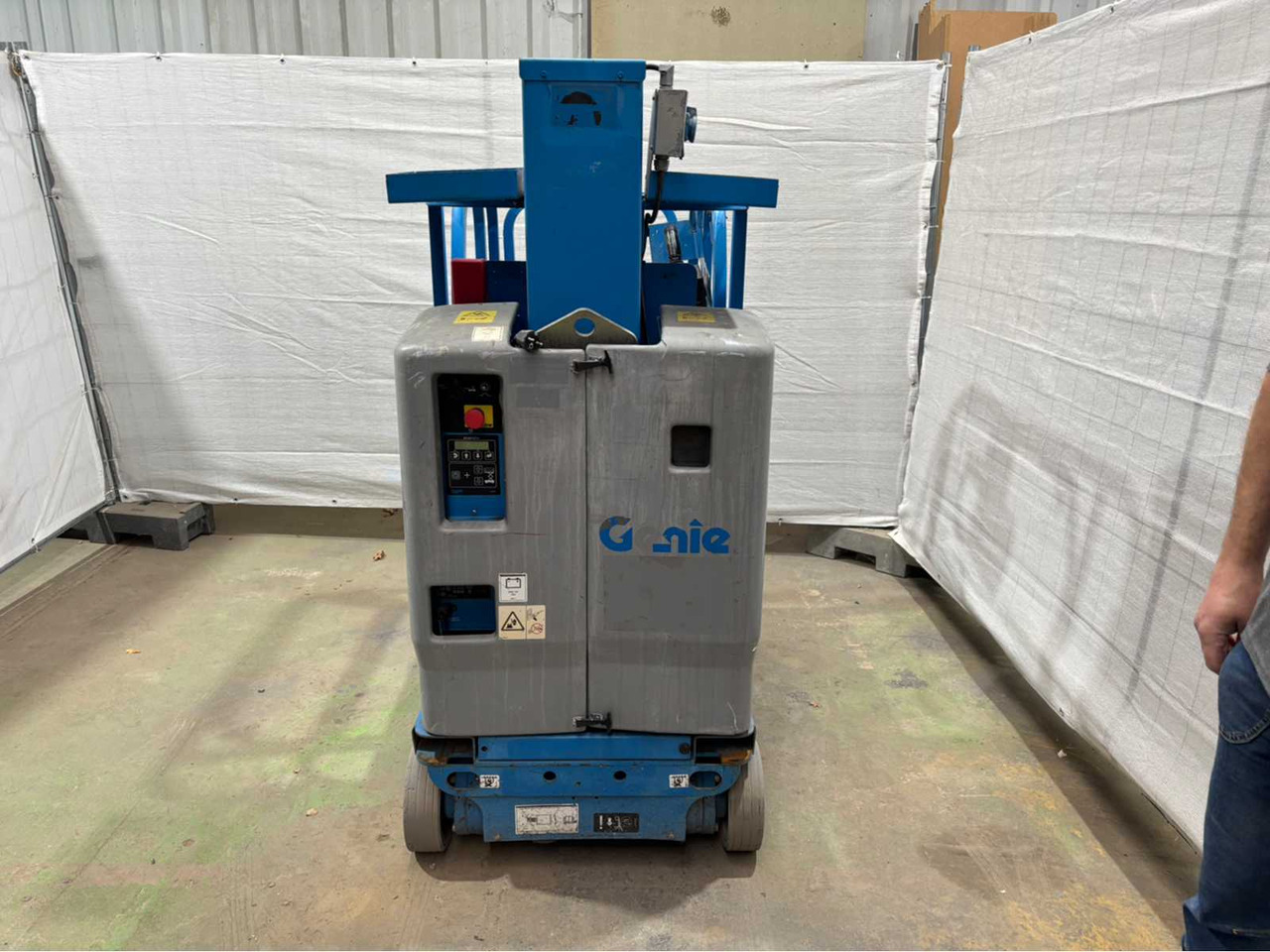 2013 GENIE GRC-12 AERIAL PLATFORM -173H - Hoogwerker: afbeelding 4 2013 GENIE GRC-12 AERIAL PLATFORM -173H - Hoogwerker: afbeelding 4