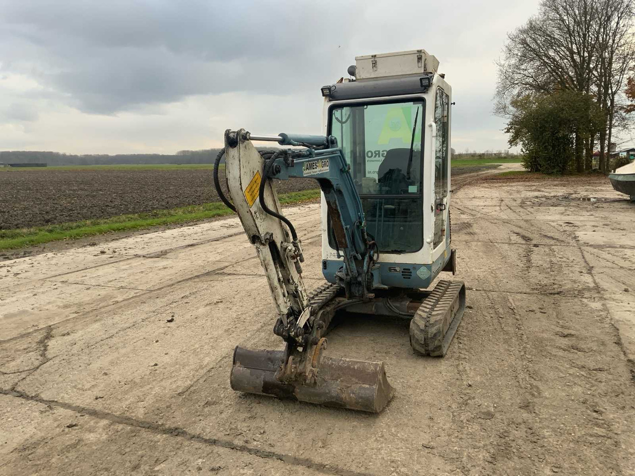 2013 TAKEUCHI TB016 MINI EXCAVATOR - Minigraafmachine: afbeelding 2 2013 TAKEUCHI TB016 MINI EXCAVATOR - Minigraafmachine: afbeelding 2