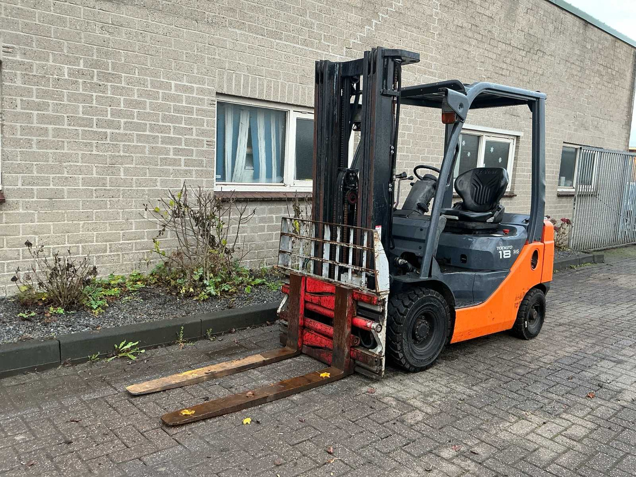 2013 TOYOTA 02-8FDF18 FORKLIFT - Heftruck: afbeelding 1 2013 TOYOTA 02-8FDF18 FORKLIFT - Heftruck: afbeelding 1