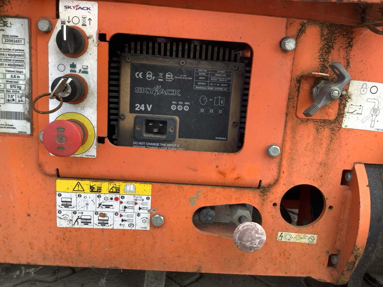 2014 - SKYJACK - SJ3-3219 - SCISSOR LIFT - Hoogwerker: afbeelding 5 2014 - SKYJACK - SJ3-3219 - SCISSOR LIFT - Hoogwerker: afbeelding 5