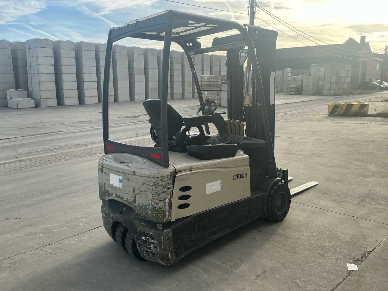 2015 CROWN SC600 FORKLIFT - Heftruck: afbeelding 3 2015 CROWN SC600 FORKLIFT - Heftruck: afbeelding 3