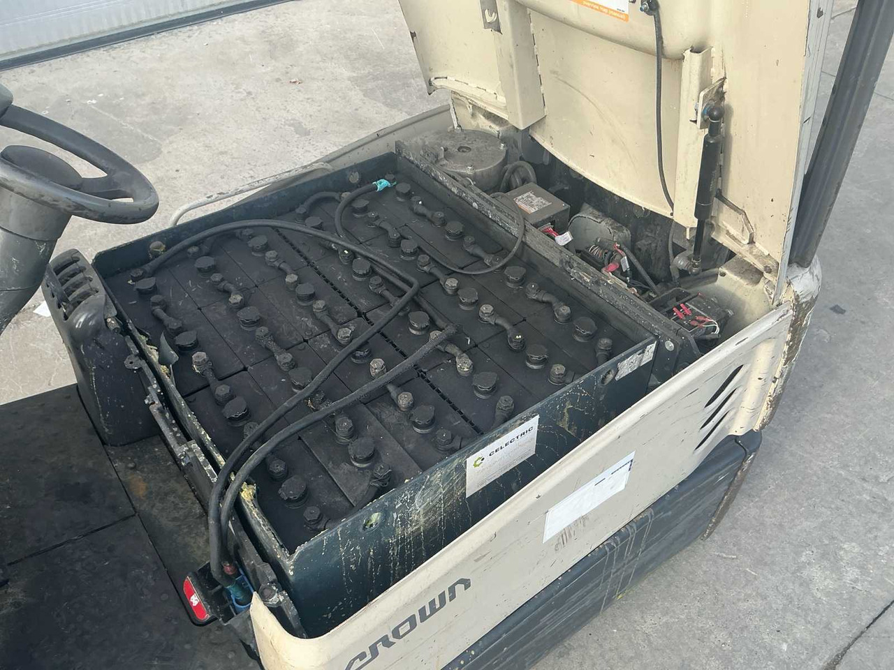 2015 CROWN SC600 FORKLIFT - Heftruck: afbeelding 5 2015 CROWN SC600 FORKLIFT - Heftruck: afbeelding 5